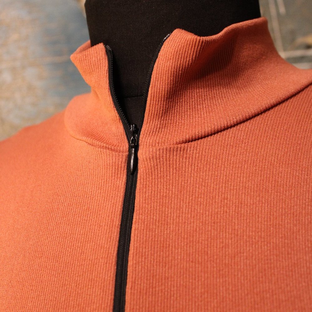 🎀NWOT Urban Outfitters BDG LS CROP Top